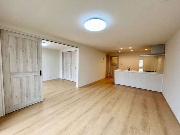 上大岡ハイツ B棟 リビング