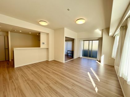 磯子プリンスハイツ イーストコート リビング