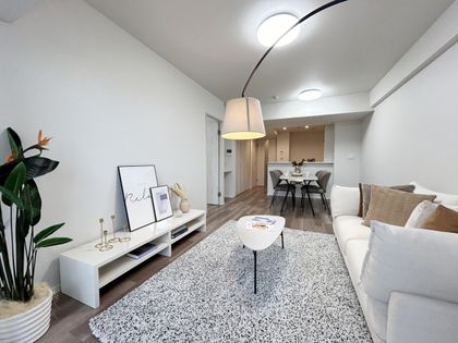 クイーンズ・ガーデン ヒルトップ・レジデンス リビング