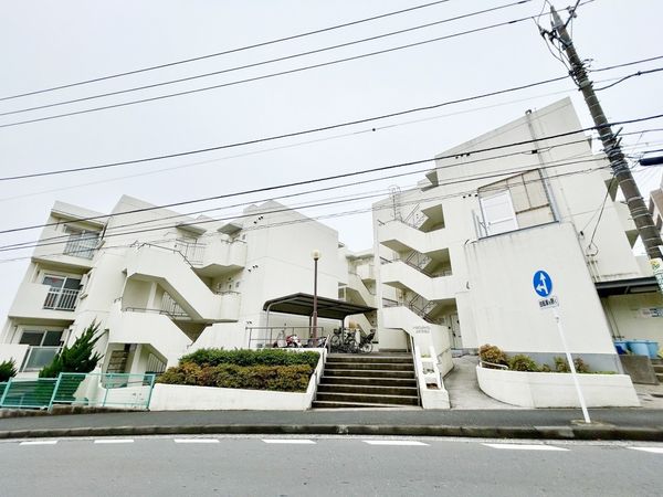 ニックハイム上大岡第2 外観