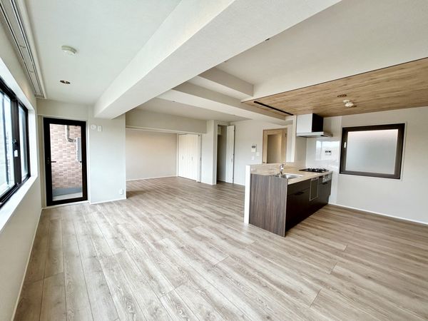 サウスヒルズ横浜弘明寺 リビング