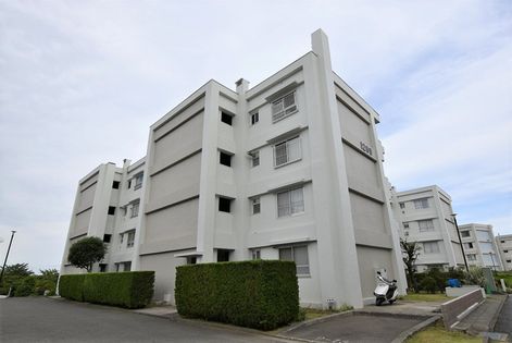 汐見台団地 1209号棟 外観