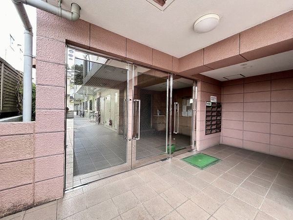 アークエルム磯子台 エントランス