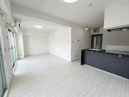 日榮ハイム上永谷 リビング 日榮ハイム上永谷 リビング