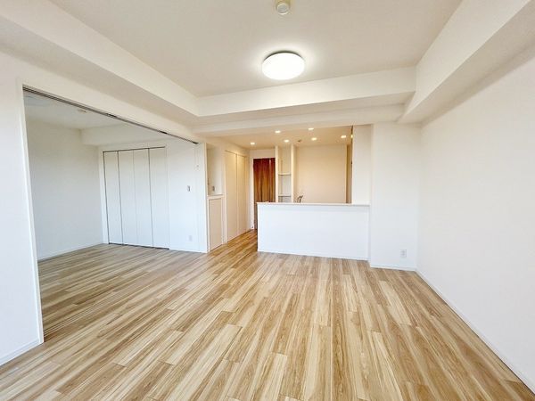 パークコリーナ上大岡 アジュールコート リビング パークコリーナ上大岡 アジュールコート リビング