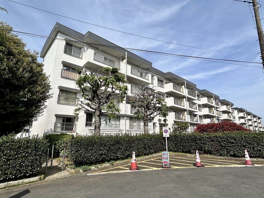 三枝木台団地 8号棟 外観 外観