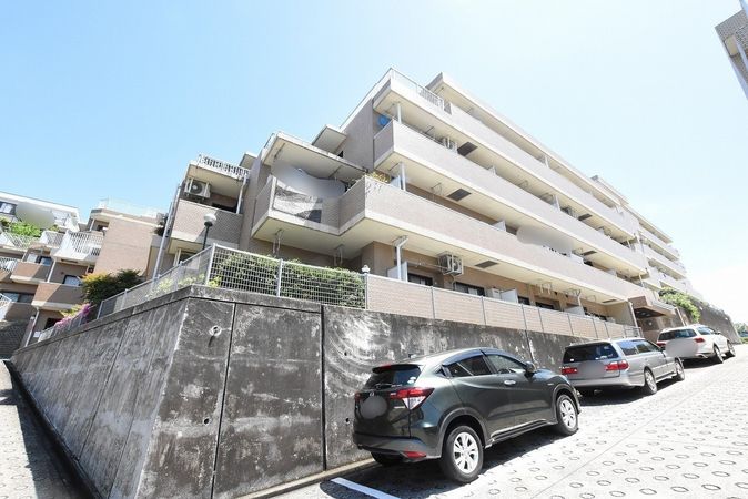 エクレール弘明寺 1号棟 外観 エクレール弘明寺 1号棟 外観