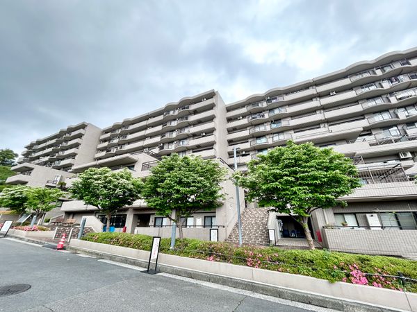 コスモ上大岡サニーウイング A棟 外観 コスモ上大岡サニーウイング A棟 外観