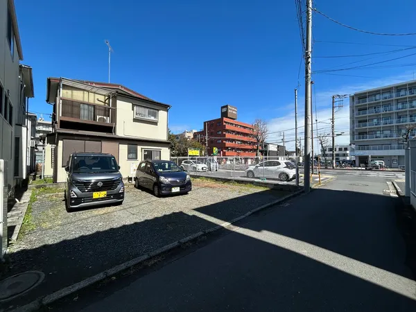 前面道路と周辺現地です