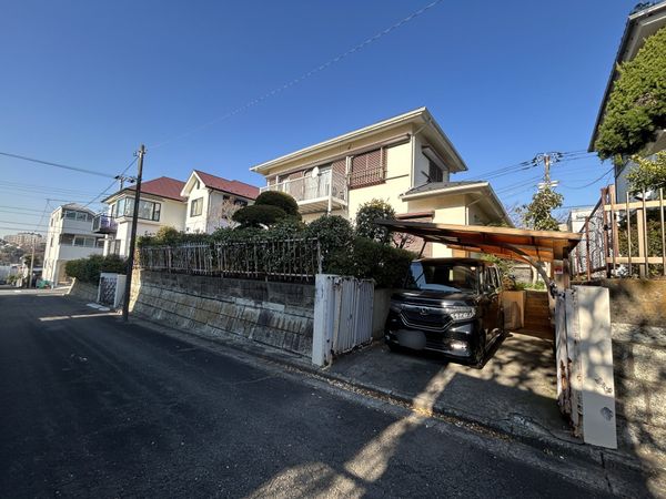 金沢区西柴3丁目 土地 前面道路含む外観