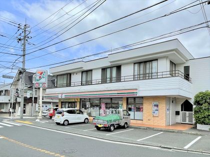 セブンイレブン釜利谷東３丁目店（約810ｍ）