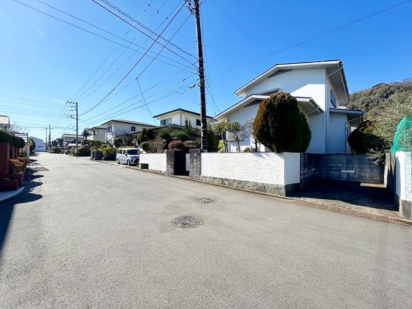 金沢区釜利谷西5丁目 土地 前面道路含む外観 金沢区釜利谷西5丁目 土地 前面道路含む外観
