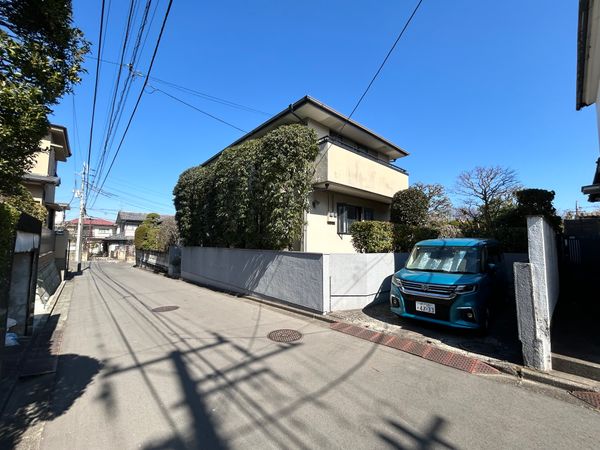 金沢区富岡西5丁目(土地) 前面道路含む外観 金沢区富岡西5丁目(土地) 前面道路含む外観