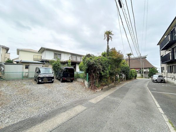 三浦市南下浦町上宮田 (土地) 前面道路含む外観 三浦市南下浦町上宮田 (土地) 前面道路含む外観