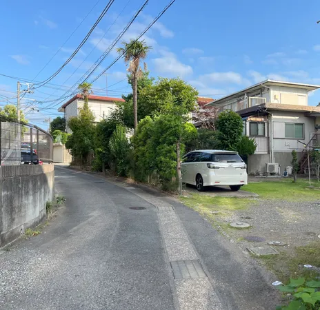 海へ続く前面道路