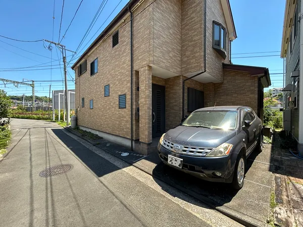 前面道路と周辺現地です