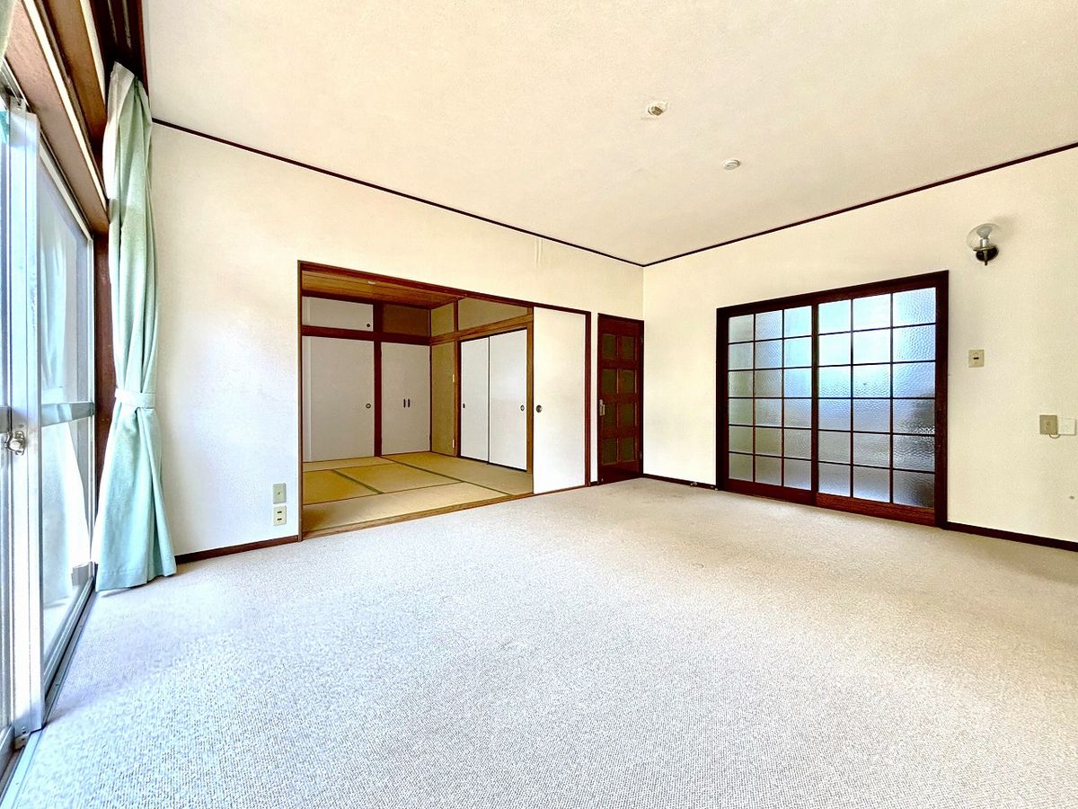 金沢区富岡西6丁目 戸建 リビング リビング