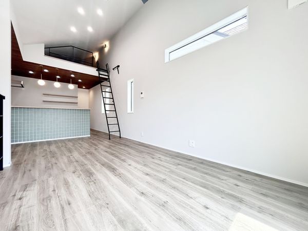 金沢区六浦3丁目 新築戸建 リビング