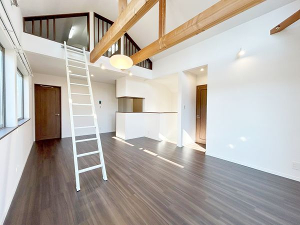 金沢区東朝比奈1丁目 戸建 リビング リビング