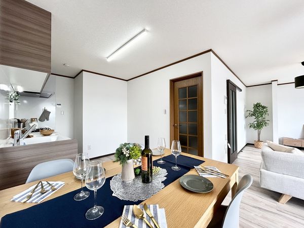 金沢区釜利谷東3丁目 戸建 リビング 金沢区釜利谷東3丁目 戸建 リビング