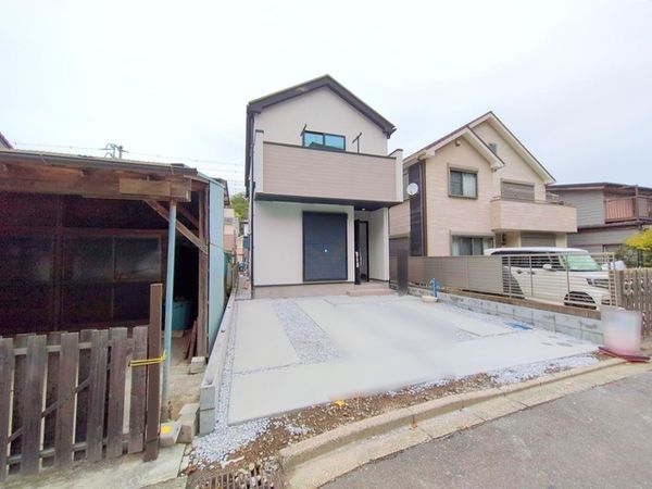 金沢区釜利谷南2丁目 新築戸建 駐車場 金沢区釜利谷南2丁目 新築戸建 駐車場