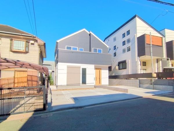 金沢区富岡西3丁目新築戸建 1号棟 駐車場