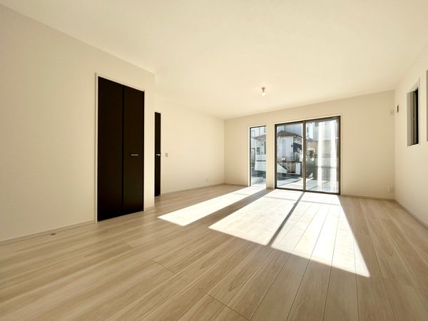 金沢区富岡西3丁目新築戸建 1号棟 リビング