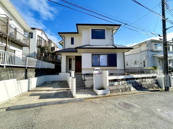 金沢区富岡西3丁目 戸建 外観