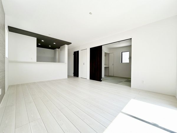 磯子区杉田8丁目新築戸建 1号棟 リビング