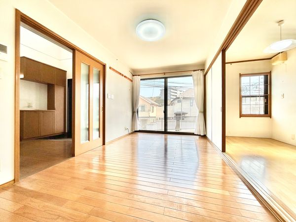 金沢区釜利谷西1丁目(戸建) リビング