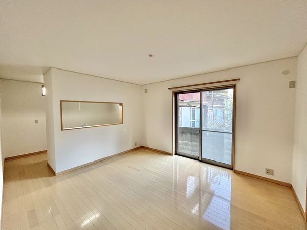 金沢区六浦東1丁目(戸建) リビング 金沢区六浦東1丁目(戸建) リビング