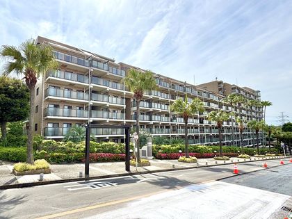 エステ・シティ湘南六浦 壱番館 外観