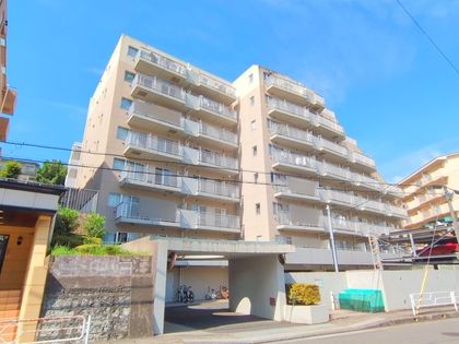 サングレイスパセオ・デラルス 外観