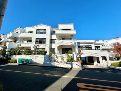 ウッドパーク金沢文庫 3号棟 外観