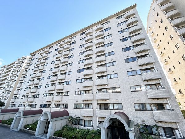 シティ能見台ふれあいの街 J棟 外観