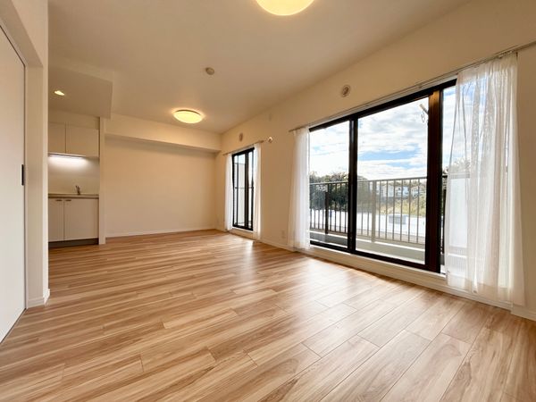 コスモ金沢文庫ルシード リビング コスモ金沢文庫ルシード リビング