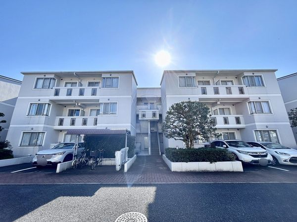 金沢文庫パークタウン・フォーレスト E棟 外観