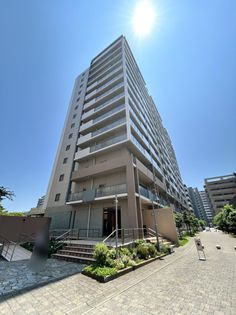 よこすか海辺ニュータウン シーサイドスクエア セントラルタワー 外観