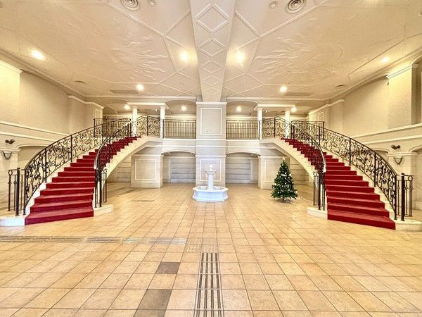 レイディアントシティ横濱 カルティエ1 ロビー