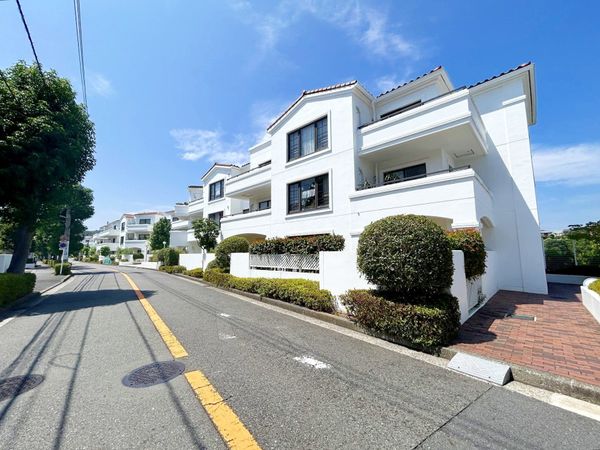 ウッドパーク金沢文庫 1号棟 外観