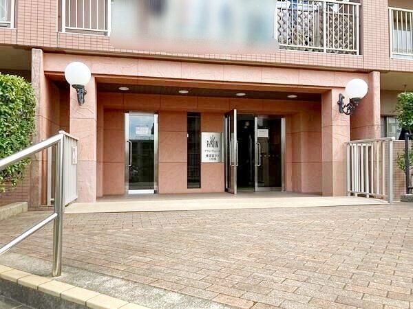 プランヴェール横須賀汐入 1号棟 エントランス