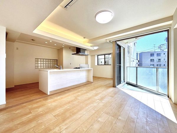 トースト金沢八景 リビング トースト金沢八景 リビング