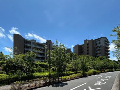 コモンヒルズ安針台山の手 6番館 外観