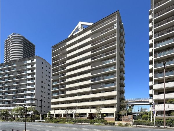 ウェルシティ横須賀ポートバレーヌ 3番館 外観 ウェルシティ横須賀ポートバレーヌ 3番館 外観