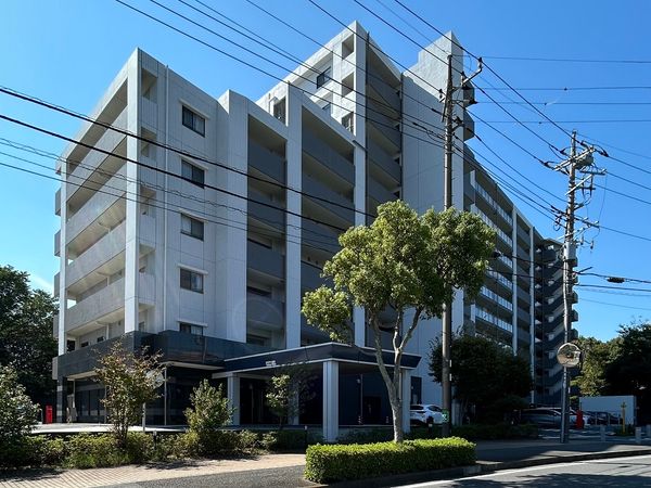 シティ能見台つどいの街 十番館 外観