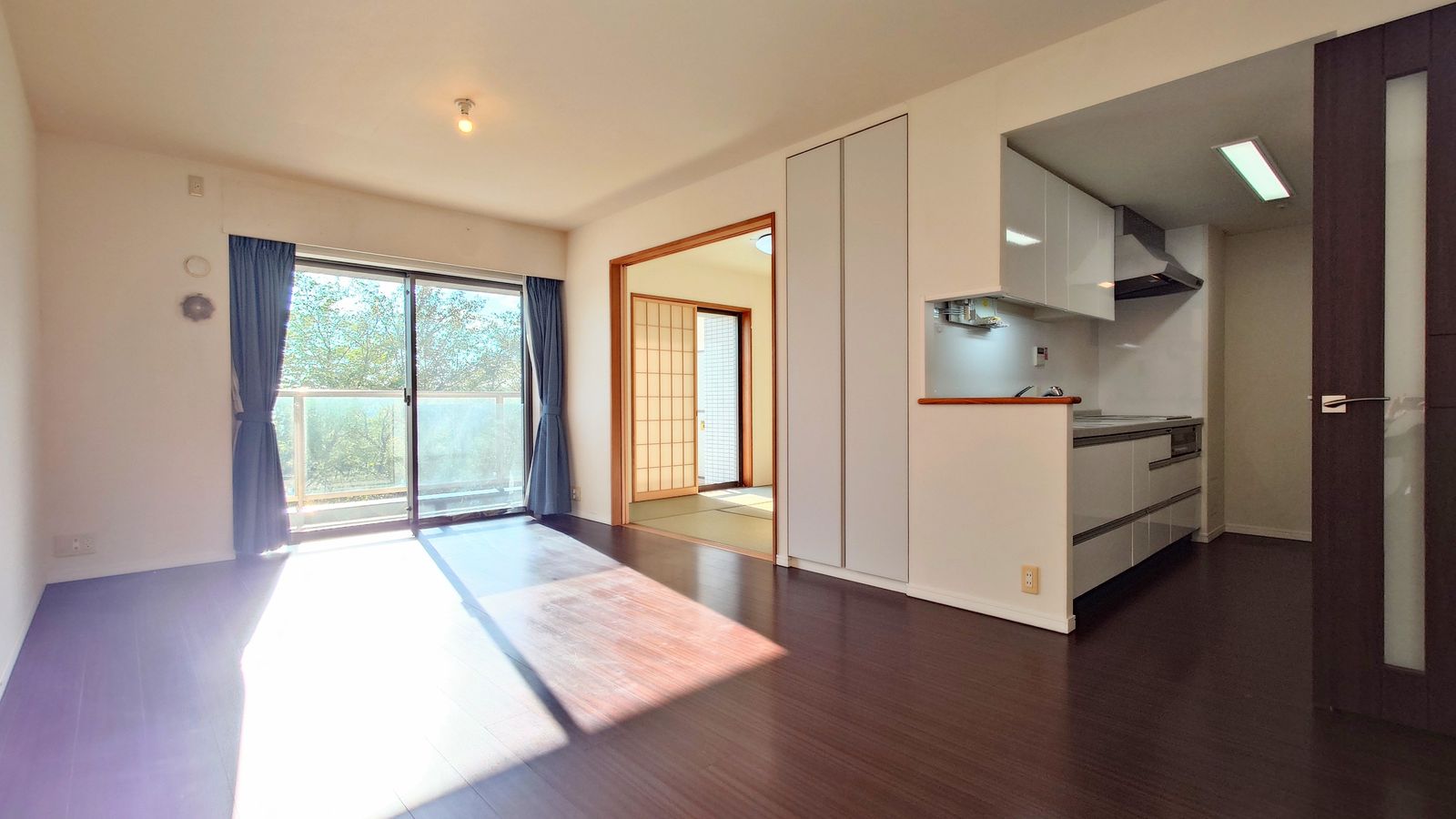 シティ能見台つどいの街 十番館 リビング リビング