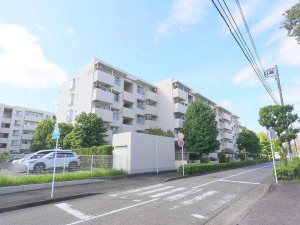 金沢シーサイドタウン並木2丁目団地 6-2号棟 外観