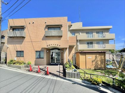 日榮ハイム富岡 外観