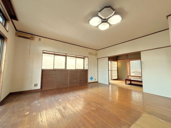 十日市場町 戸建 リビング 十日市場町 戸建 リビング