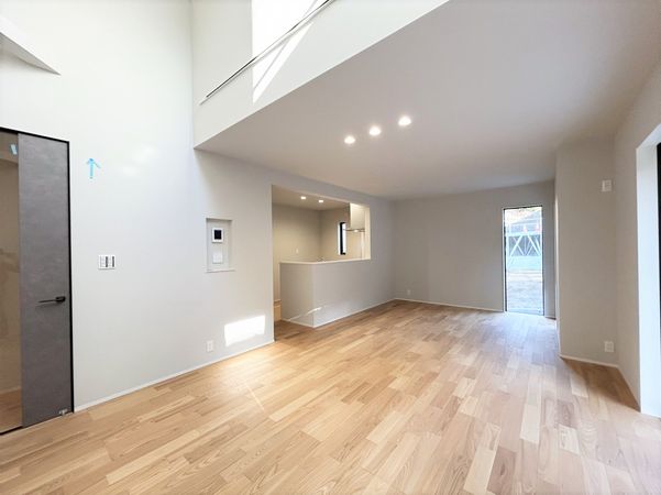 寺山町 新築戸建 リビング 寺山町 新築戸建 リビング